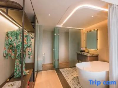 Cat Ba Island Resort & Spa - 59