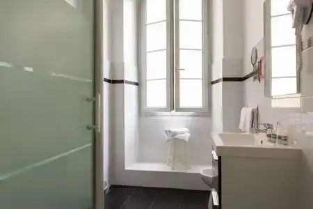 The Originals Boutique, Villa Montpensier, Pau (Inter-Hotel) - 7