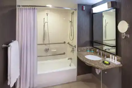 Le Meridien Boston Cambridge - 6