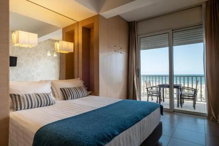 Le Rose Suite - 130