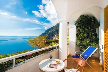 Eden Roc Suites - 217