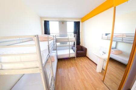 Kensal Green Backpackers - 23