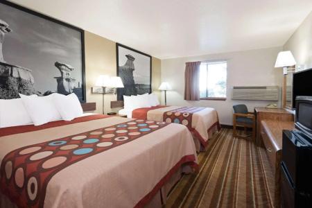 Super 8 by Wyndham/White Sands Area - 14