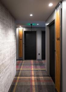 Moxy Seattle Downtown - 14