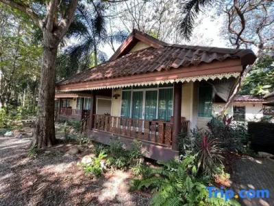 Baan Nam Pen Resort - 15