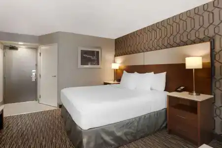 Best Western Plus Commerce - 48