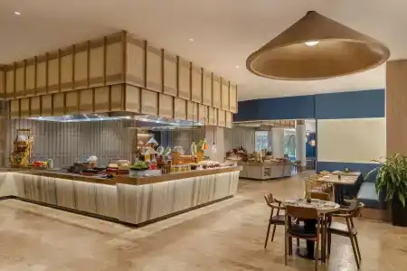 Melia Danang Beach Resort - 15