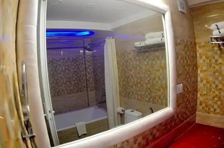 Royal Penguin Boutique & Spa - 62