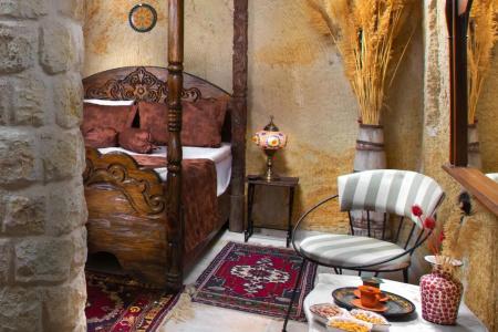 Romantic Cave - 41