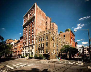 Washington Square - 25
