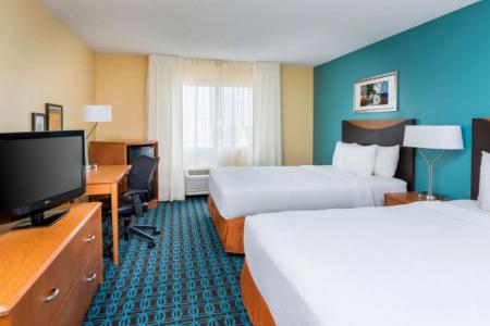 Fairfield Inn & Suites - 4