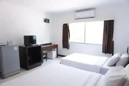 Sri Chumphon - 38