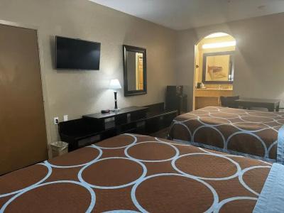 Super 8 by Wyndham - 20