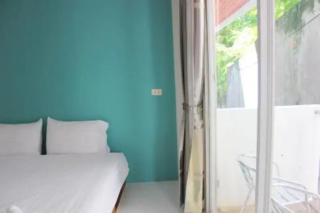 Sea Host Inn - 112
