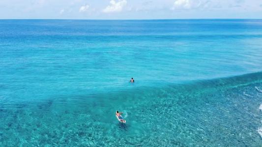 The Maverick Surf and Dive Boutique - 10