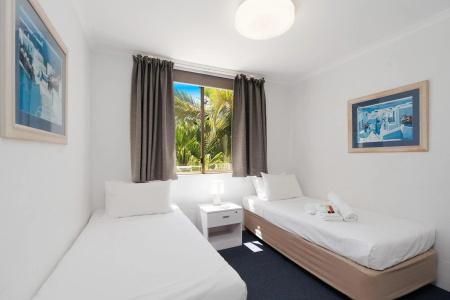 Noosa International - 1
