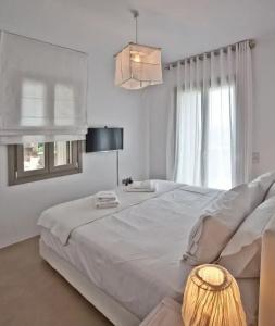 White Tinos Luxury Suites - 48