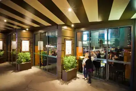 Rydges - 32