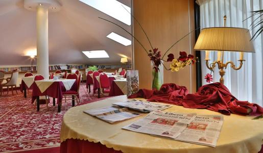 Mirage Sure Hotel Collection by Best Western - 28