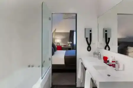 Best Western Plus Le Moderne - 129