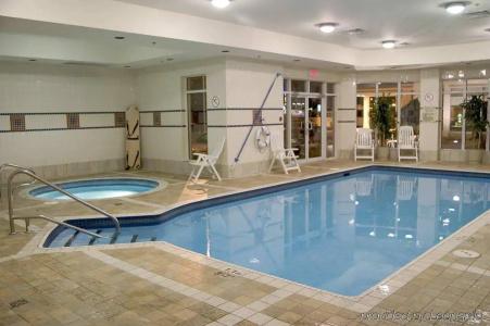 Hilton Garden Inn Montreal Airport - 13