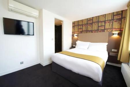 Hôtel de la Gaîté - 45