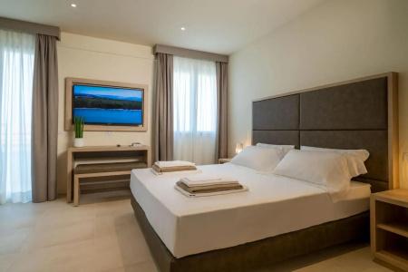 Palace Lido & Suites - 15