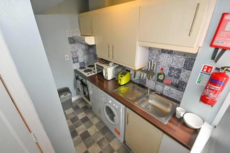 Drury Court - 12