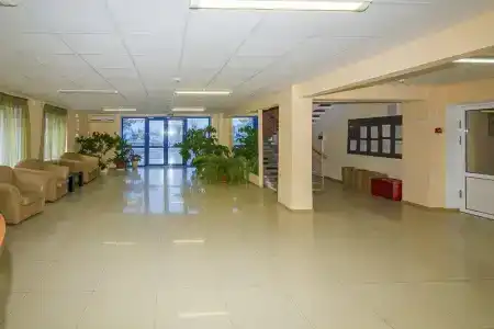 Аэропорт - 2