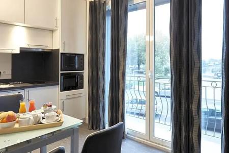 Best Western Le Cheval Blanc -Centre- Vieux Port - 188