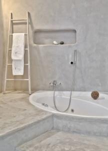 Lilly Residence-Sea View Suites, Adults Only - 162