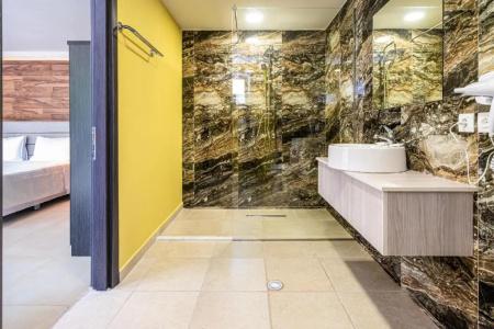 Bamboo Suites Boutique - 179