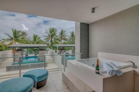 Coconut Grove - 74