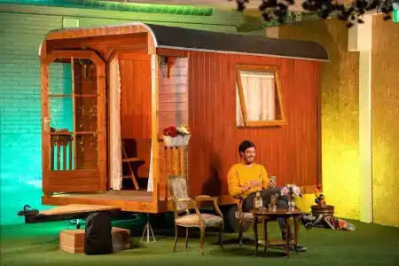 Outside Inn - 21