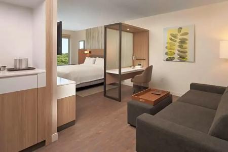 SpringHill Suites by Marriott Orlando Lake Nona - 28