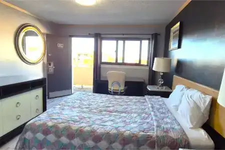 Edgebrook Motel - 3