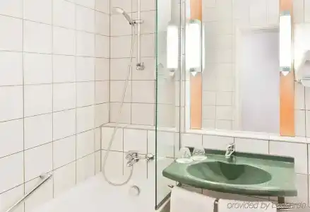 Ibis Budapest Citysouth - 8