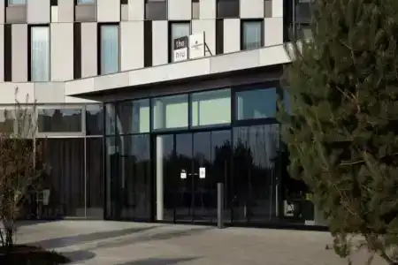 the niu Hub - 38