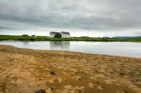 Búdir - 16