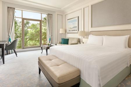 Shangri-La Bosphorus, Istanbul - 3