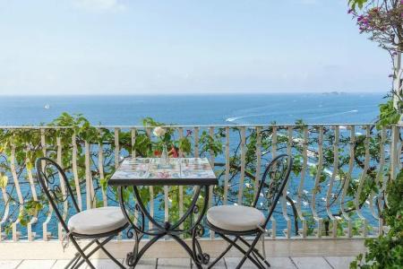 Eden Roc Suites - 189