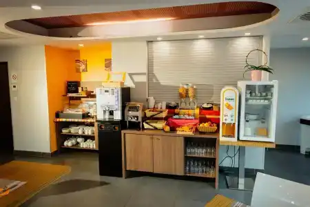 Appart-Hôtel Mer & Golf City Perpignan Centre - 13