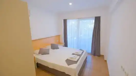Mimosa Pension - 74