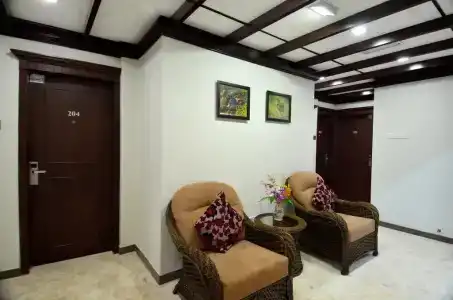 Kooler Inn - 8