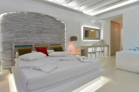 Zefi & Suites - 256