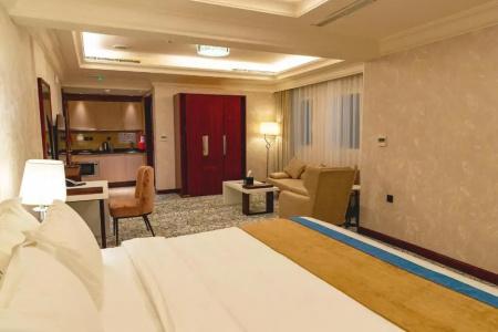 Ivory Inn - 59