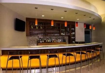 SpringHill Suites by Marriott New York LaGuardia Airport - 29