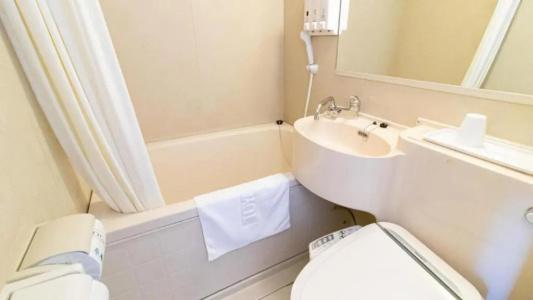 Toyoko Inn Hokkaido Sapporo-eki Nishi-guchi Hokudai Mae - 39