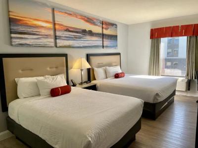 Days Inn & Suites by Wyndham - 93