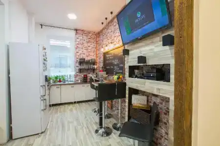 Friends Hostel & - 25